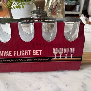 Four-Piece Wine Flight Set with Tasting Glasses Silver Buffalo